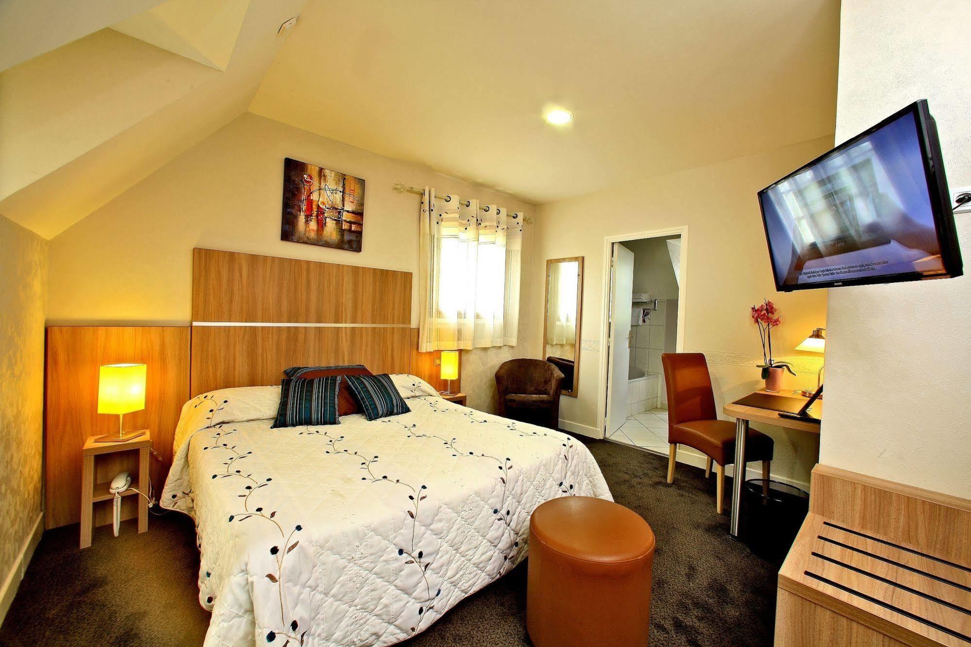 Hostellerie Du Causse Gramat Buitenkant foto